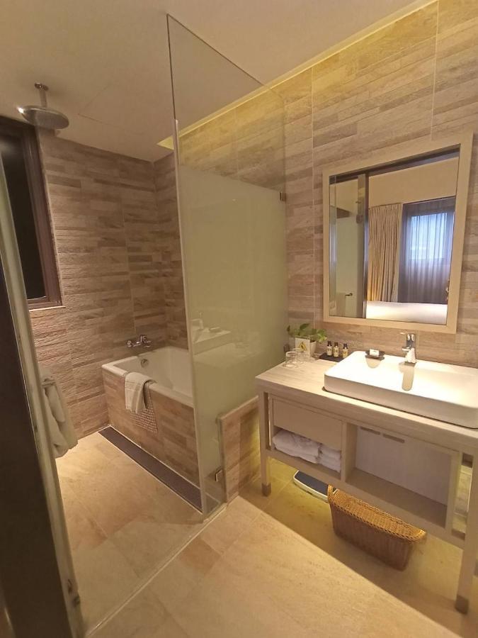Riverview Suites Taipei Exterior photo