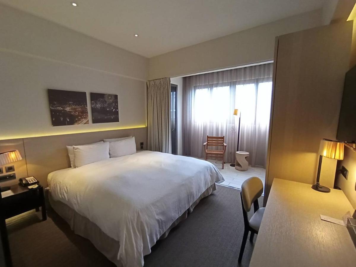Riverview Suites Taipei Exterior photo